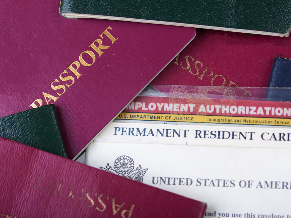 Familiares que pueden pedir residentes permanentes, según ley de inmigración en EE.UU.