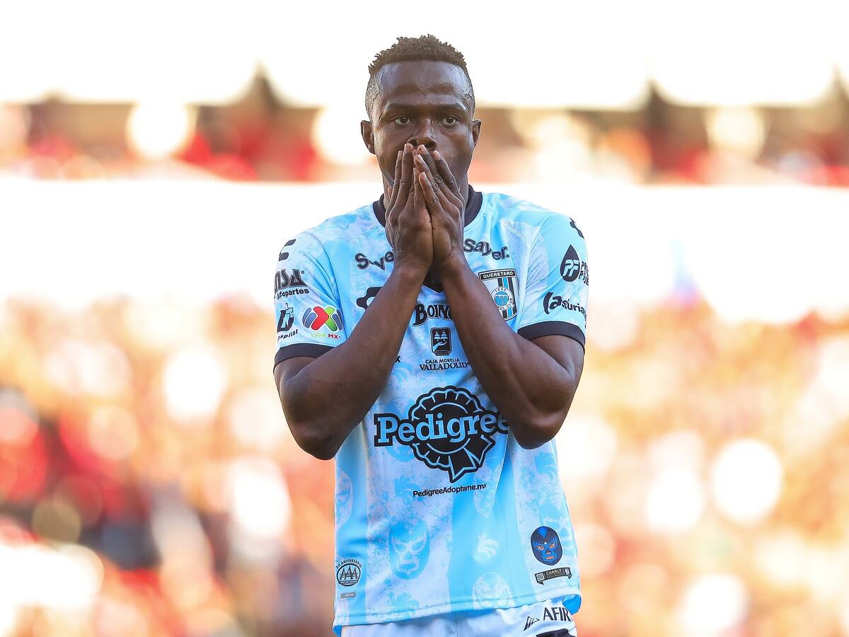 Jugadores del Querétaro recibieron amenazas de muerte, dice su entrenador