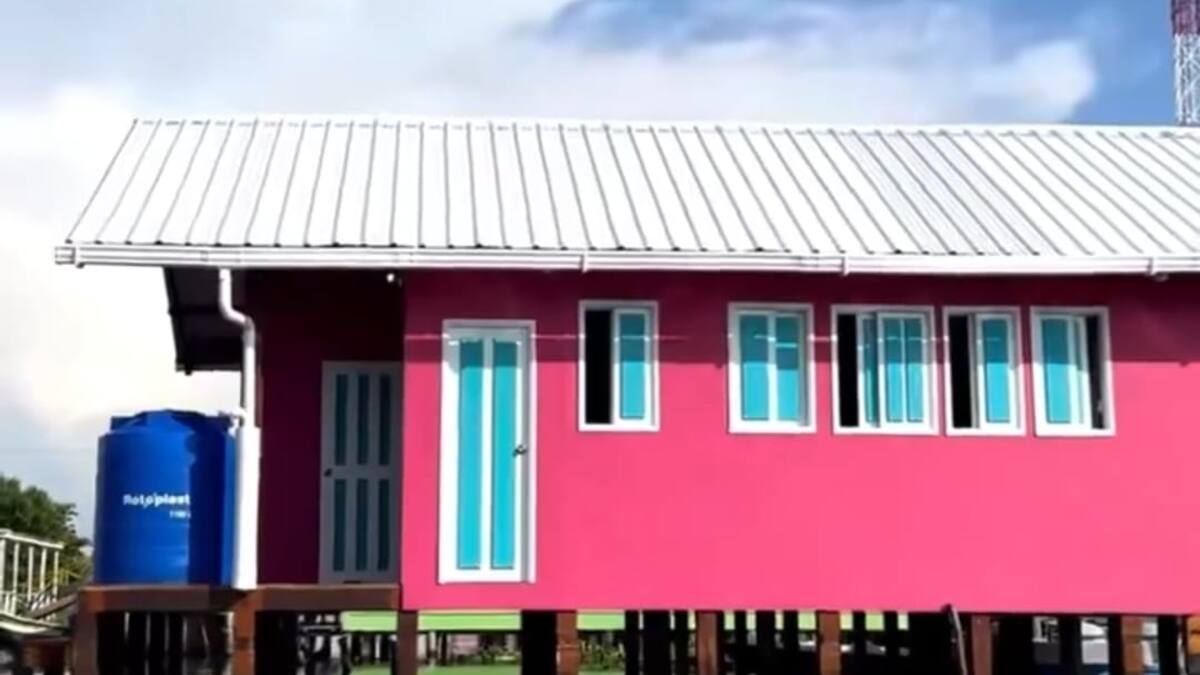 Fundación Tras la Perla entregó la tercera casa en el pueblo palafito de San Sebastián de Buenavista