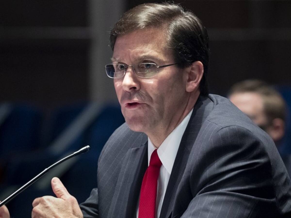 Trump anuncia el despido de Mark Esper como jefe del Pentágono