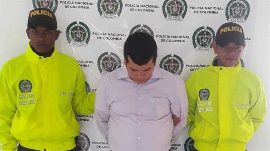 La Fiscalía informó que, un juez cobijó con media de aseguramiento intramuros al sacerdote Arcángel Acosta Izquierdo. Foto: Fiscalía
