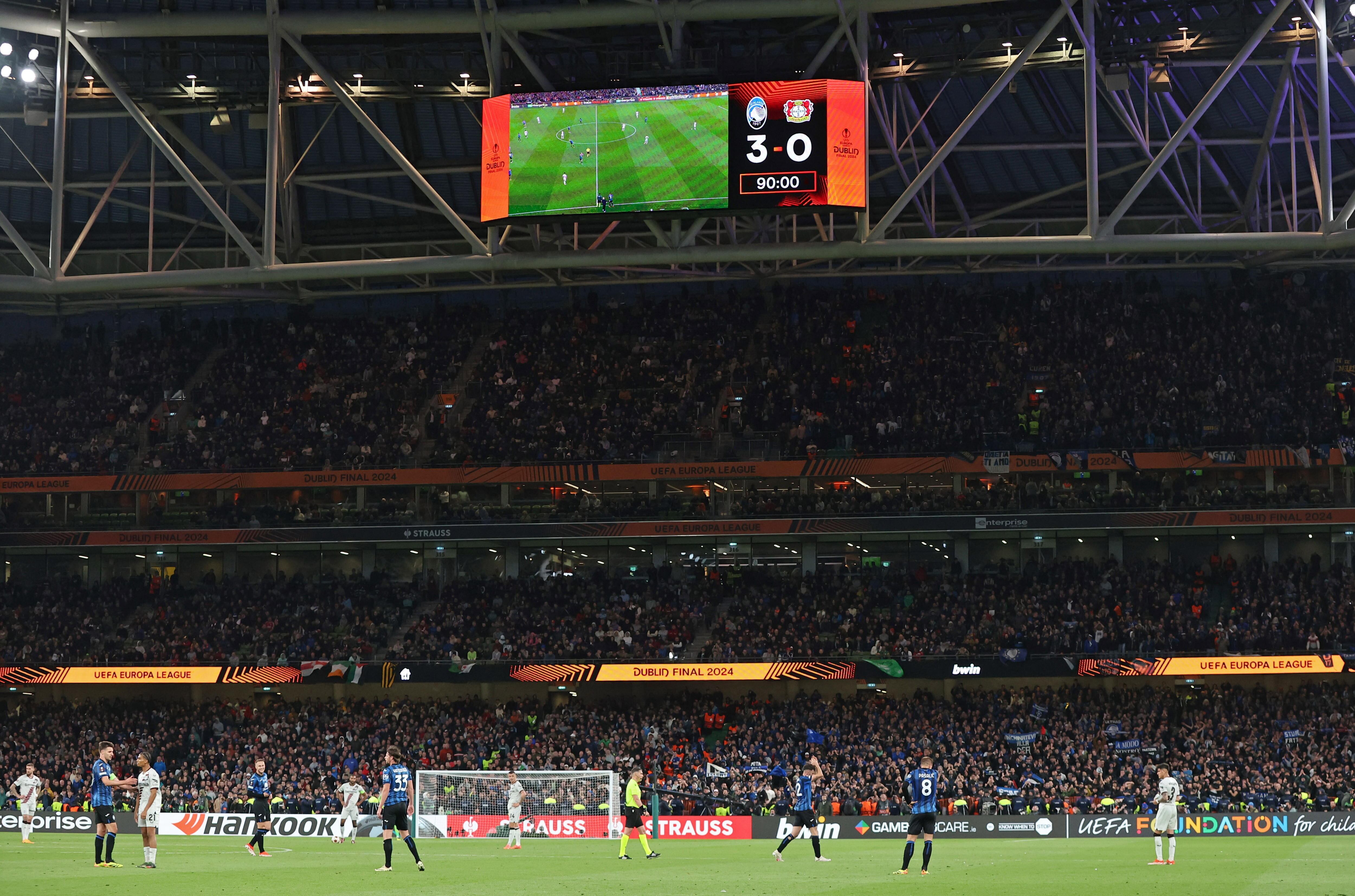 Dublin (Ireland), 22/05/2024.- A general view over the stadium with the scoreboard during the UEFA Europa League Final soccer match of Atalanta BC against Bayer 04 Leverkusen, in Dublin, Ireland, 22 May 2024. (Irlanda) EFE/EPA/ADAM VAUGHAN