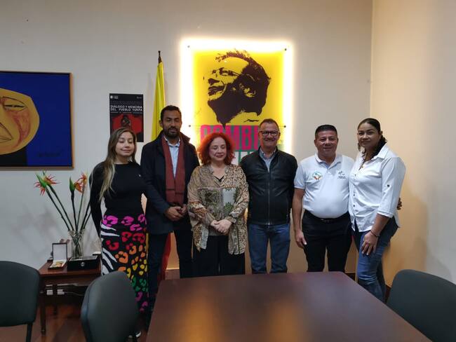 Reunión en Bogotá/ Jennifer del Toro