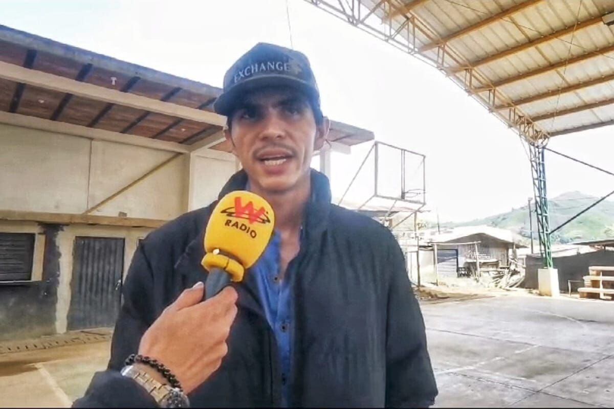 Andrey Avendaño, jefe de la delegación de negociación del Estado Mayor Central de las Farc. Crédito: W Radio.