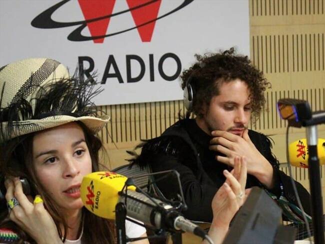 Monsieur Periné habla en La Hora del Regreso de su tercer álbum 'Encanto Tropical'