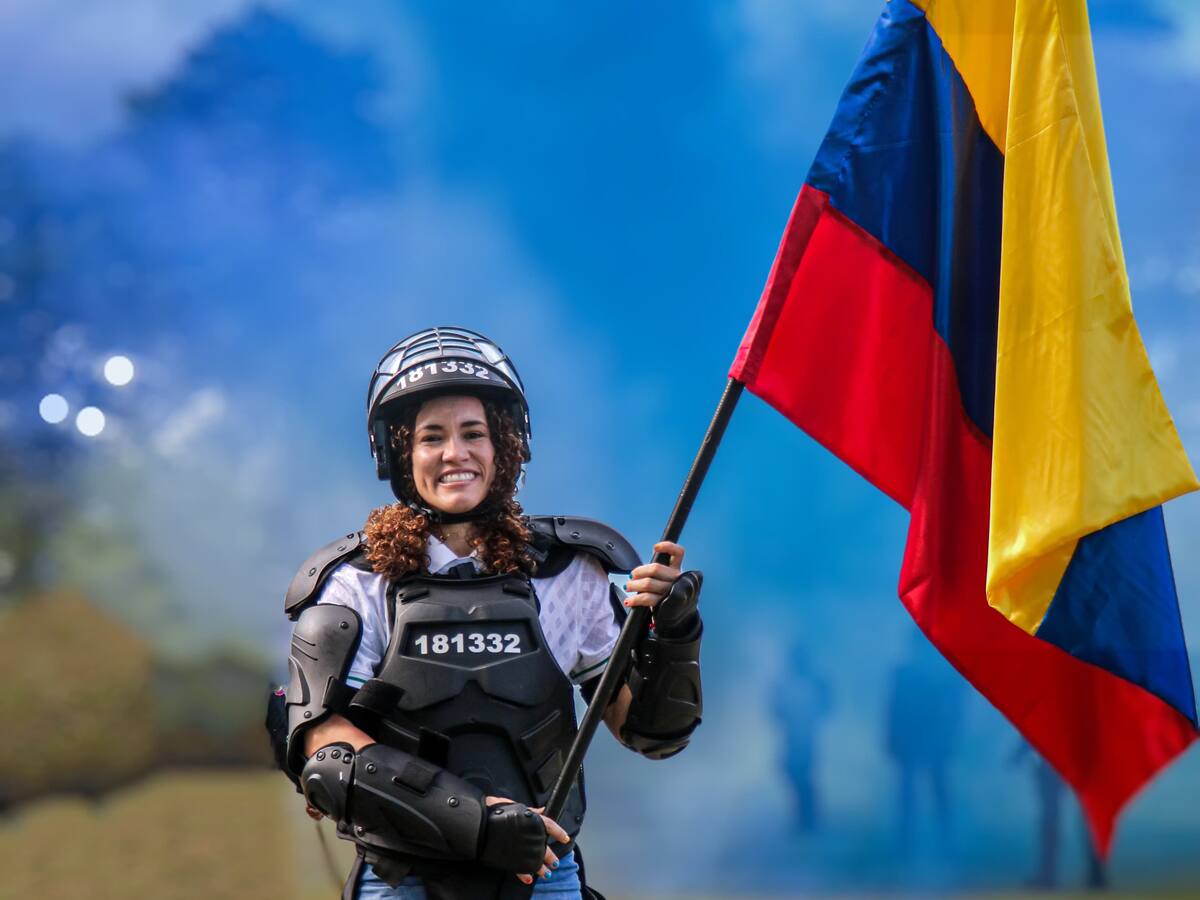 Policía Metropolitana de Montería rindió un homenaje a la arquera loriquera Luz Katherine Tapia