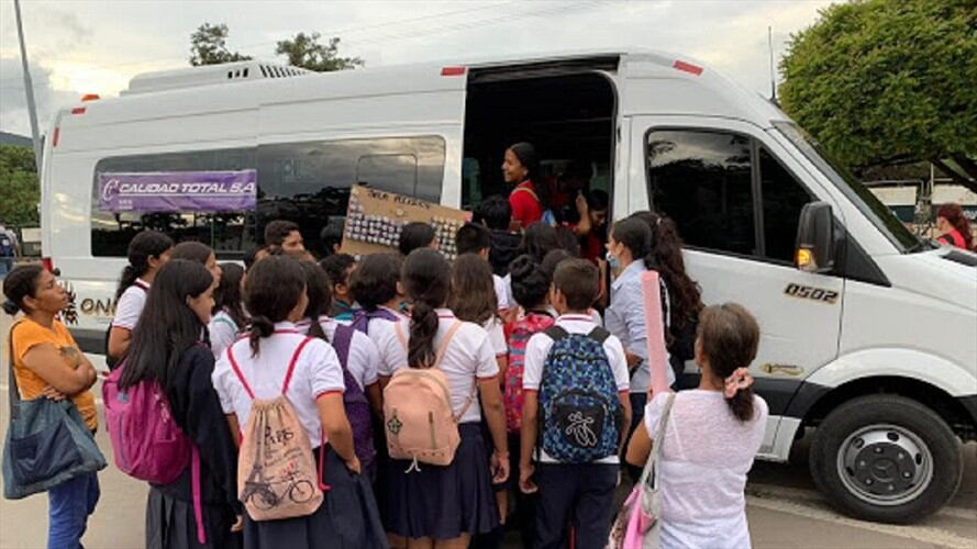 Transporte en la frontera. Foto: Cortesía