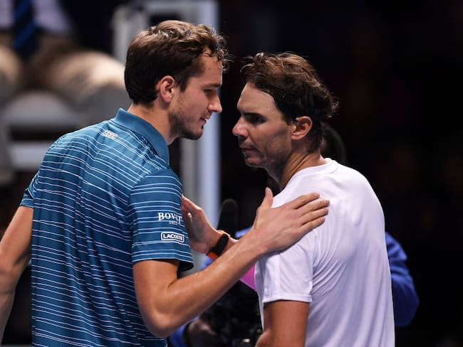 LONDON, ENGLAND - NOVEMBER 13: Rafael Nadal of Spain and Daniil Medvedev of Russia embrace at the net after their singles match during Day Four of the Nitto ATP Finals at The O2 Arena on November 13, 2019 in London, England. (Photo by Justin Setterfield/Getty Images)