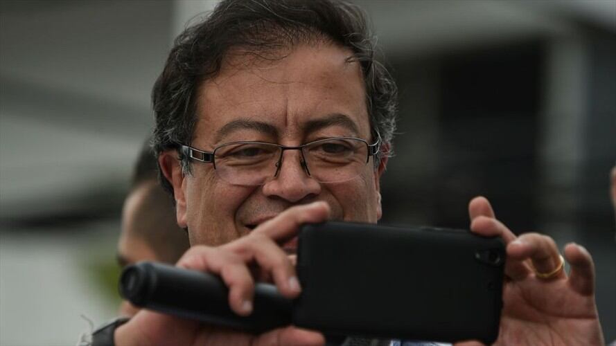 Gustavo Petro inicia a "aceitar" su campaña a la Presidencia en Barranquilla. Foto: Getty Images /  LUIS ROBAYO / Colaborador