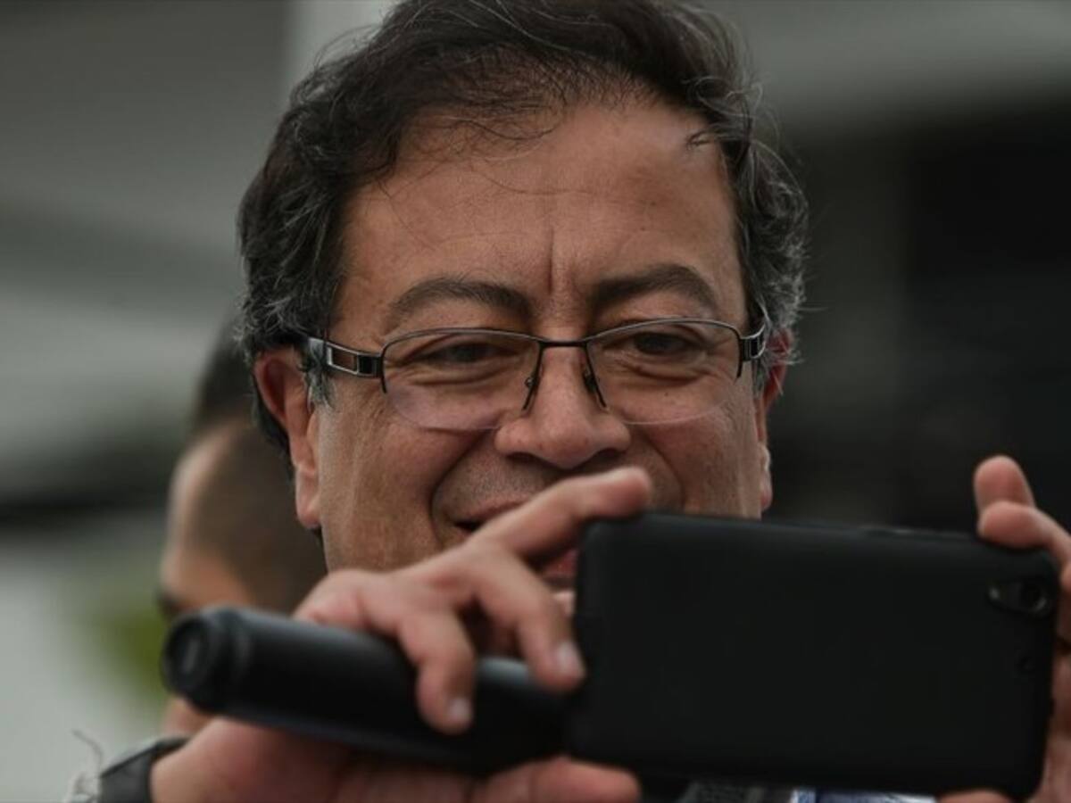 Gustavo Petro logra convocar a gran multitud en Barranquilla