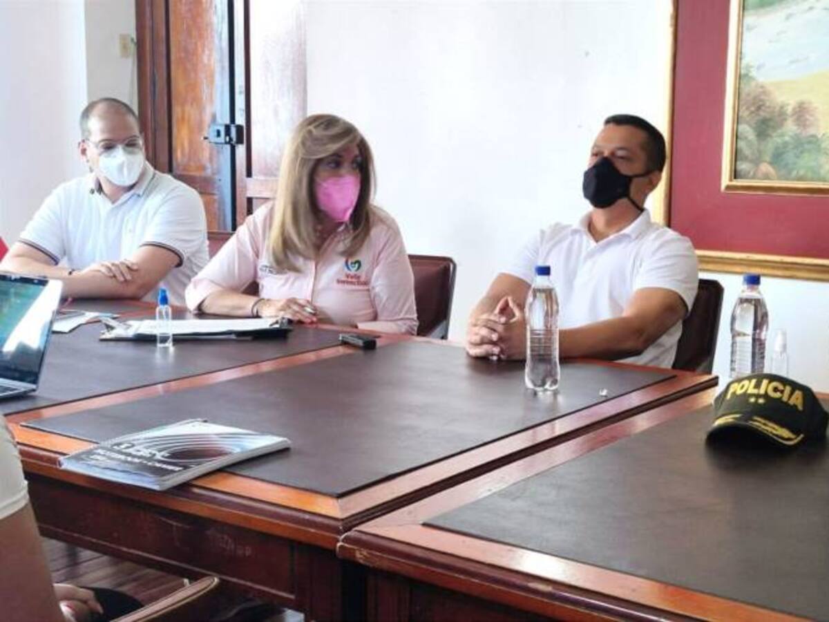 Ofrecen recompensa por responsable de triple homicidio en Buga