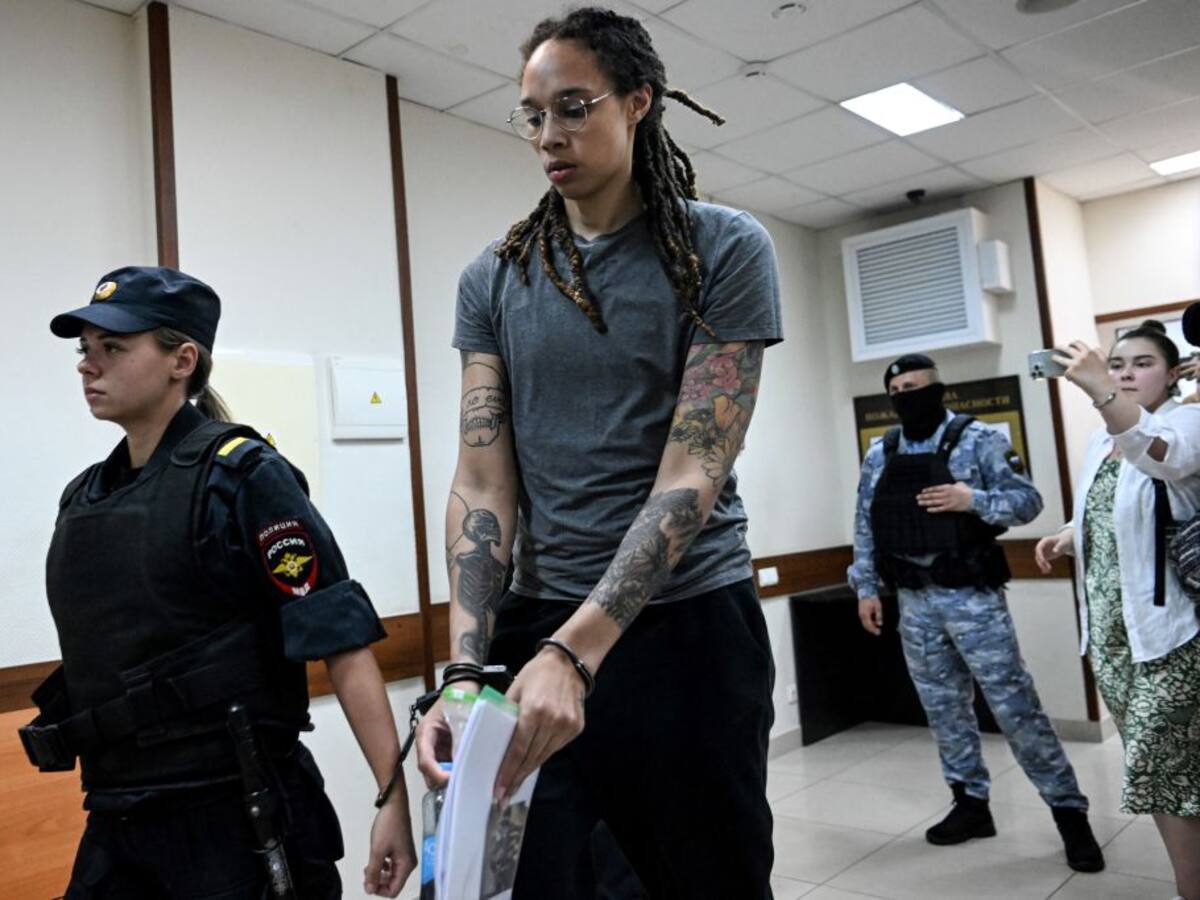 Rusia liberó a la basquetbolista Brittney Griner a cambio del traficante Viktor Bout