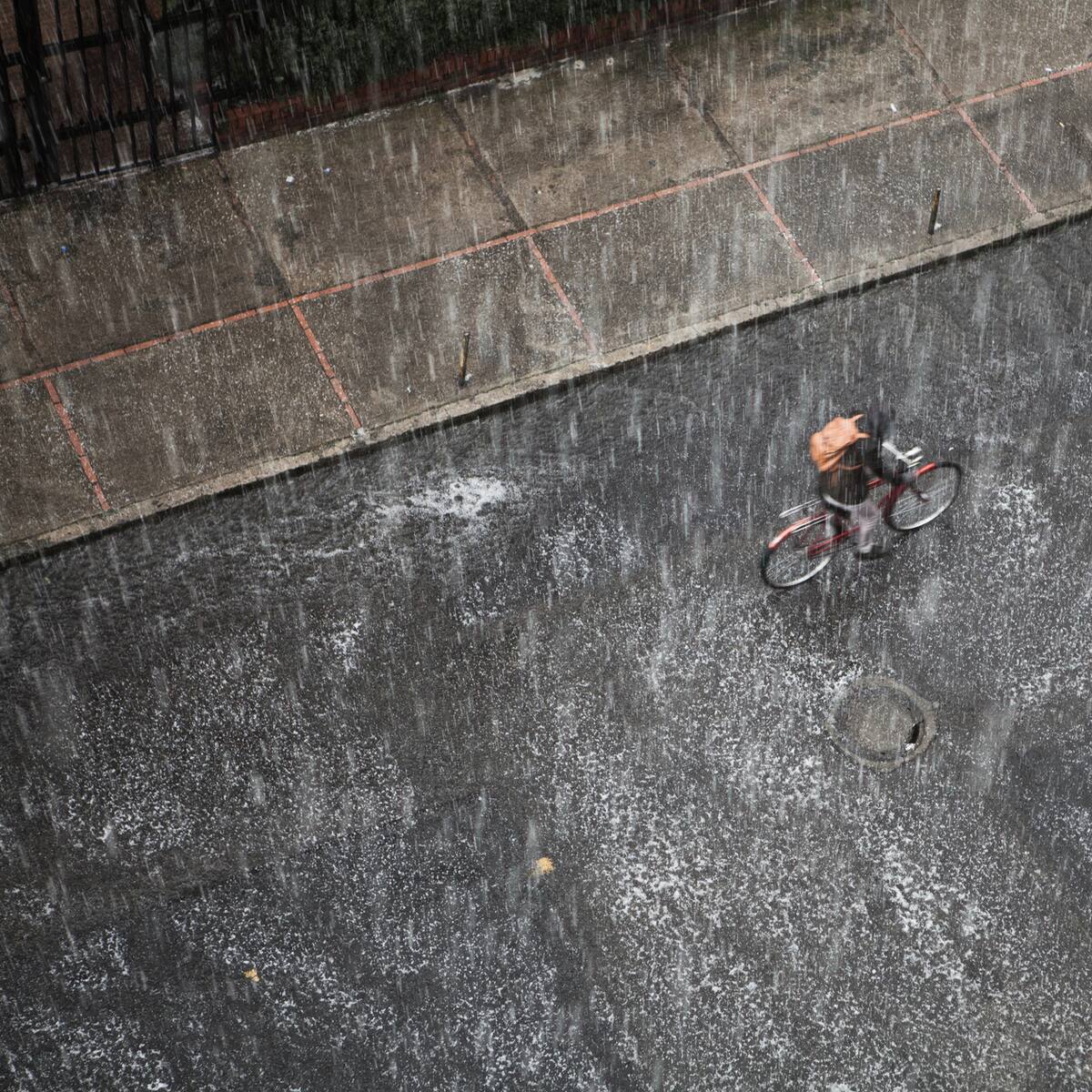 Alertan por inicio de segunda temporada de lluvias y continuidad de ciclones tropicales en Córdoba