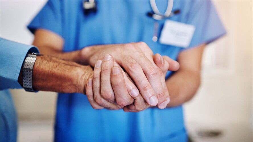 Junto al profesional de la salud, fueron capturados un hombre que se estaría haciendo pasar por líder indígena y una mujer.. Foto: Getty Images