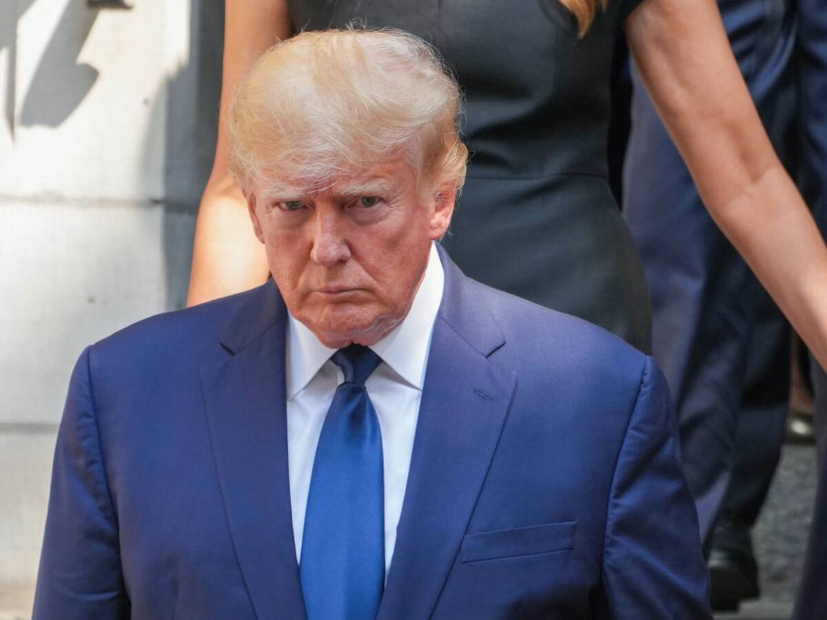 Presentan queja contra Trump por “violar” la ley de financiación de campañas