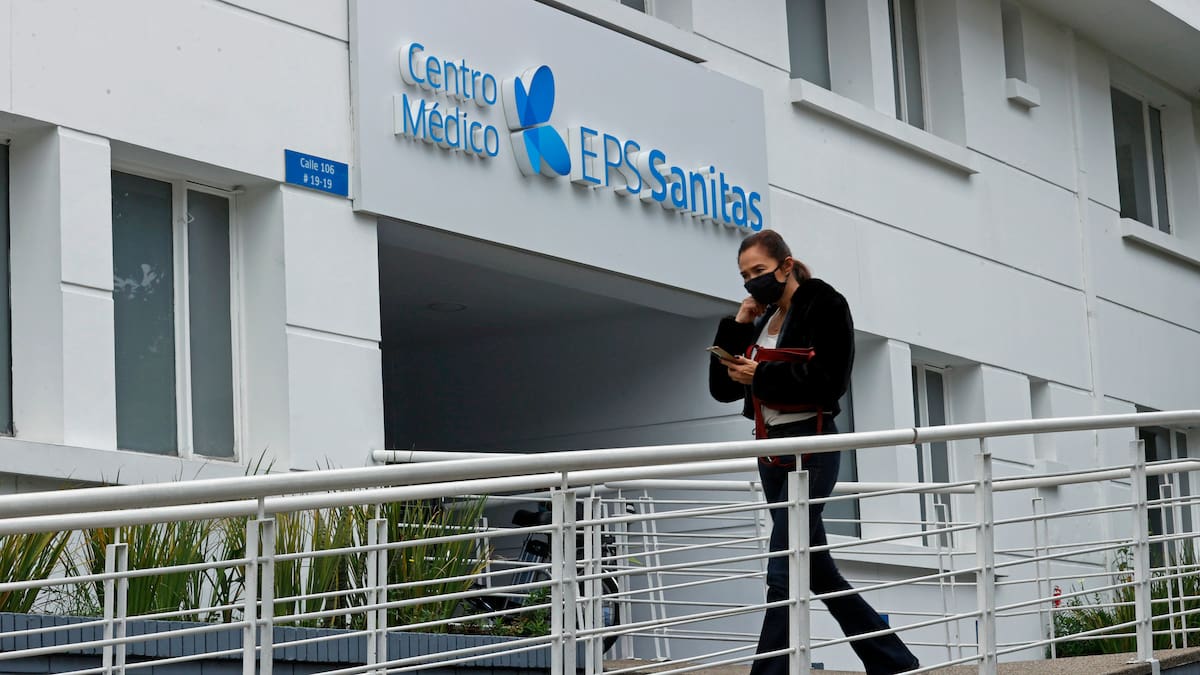 “La saquearon y la asfixiaron financieramente”: exministro Jaime Arias sobre EPS Sanitas