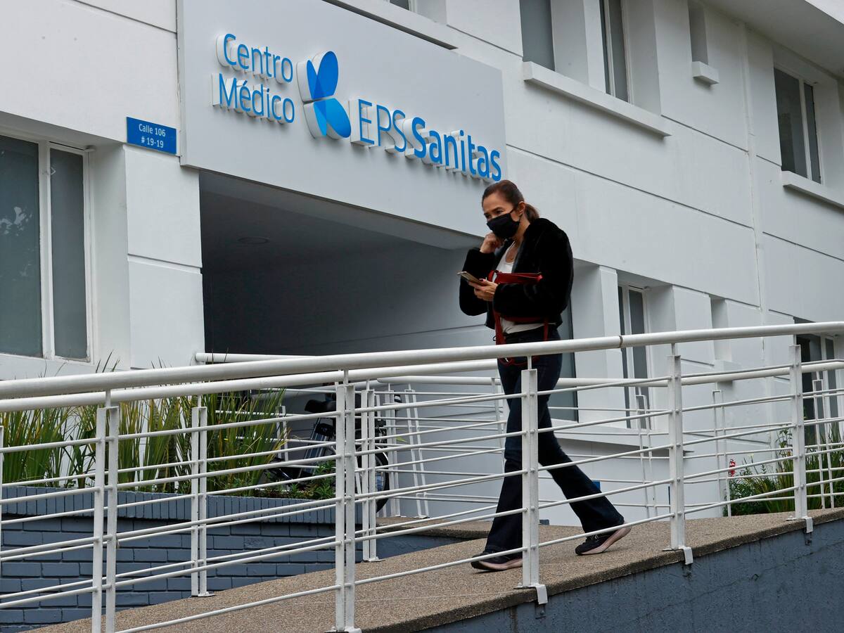 “La saquearon y la asfixiaron financieramente”: exministro Jaime Arias sobre EPS Sanitas