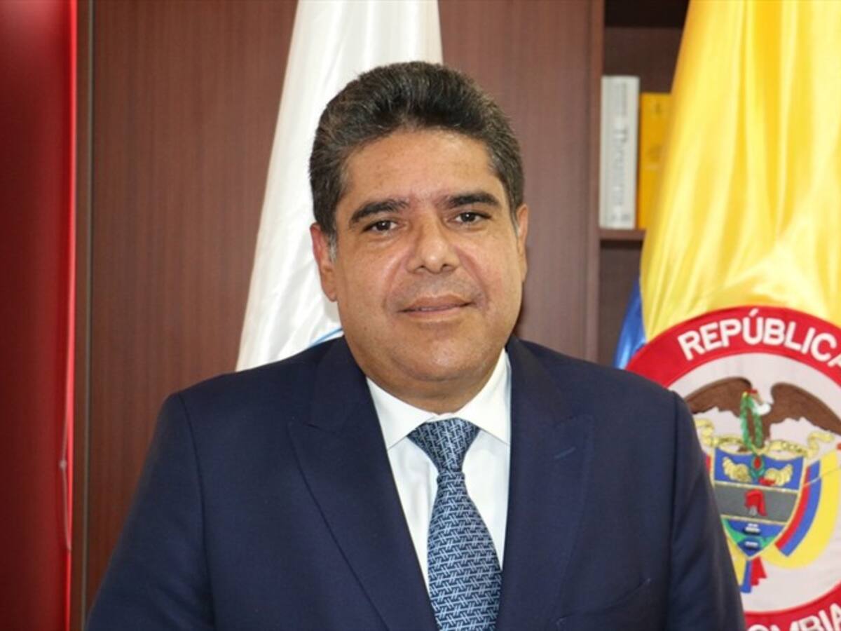 Auditor General abre proceso sancionatorio contra el 50% de los contralores del país