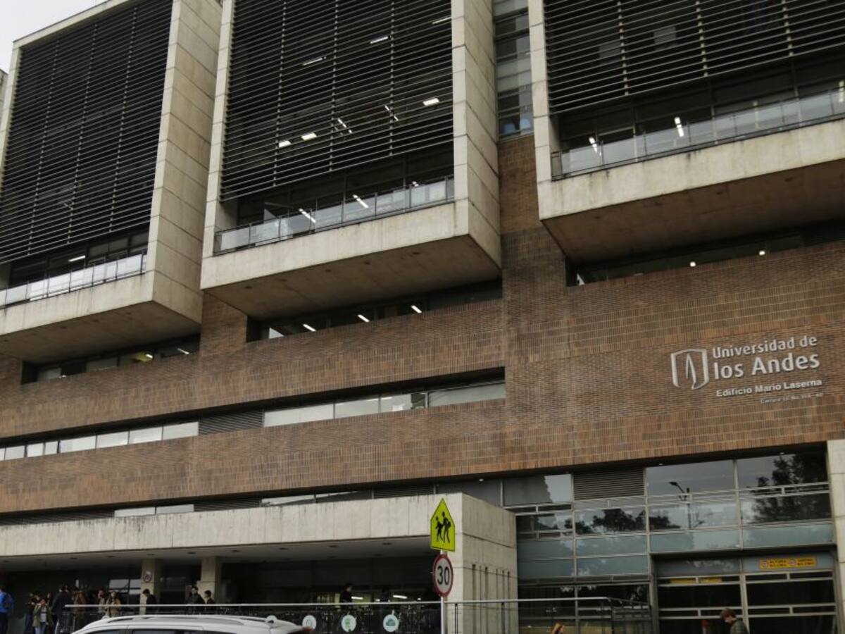 Asociación Uniandinos donó $900.000.000 a la campaña Vamos Pa’lante