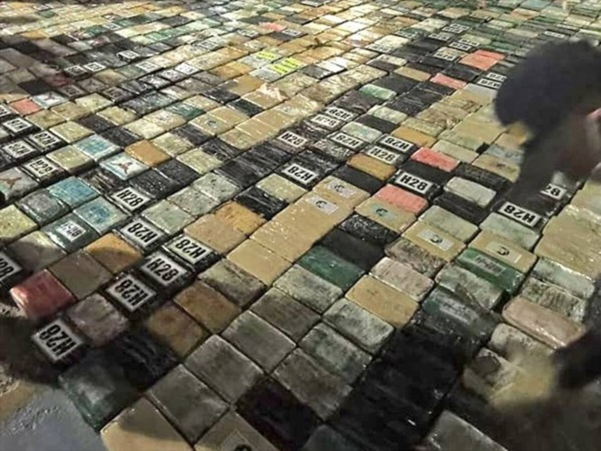 En Cartagena, las autoridades incautaron 1.539 kilos de cocaína en buque mercante
