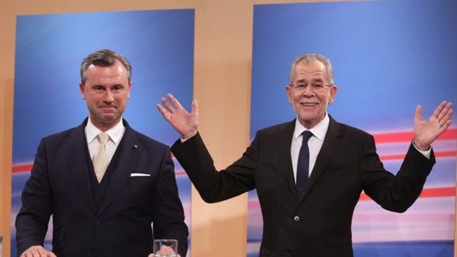 Alexander Van der Bellen (dcha) derrotó al ultraderechista Norbert Hofer. (izda).. Foto: BBC Mundo