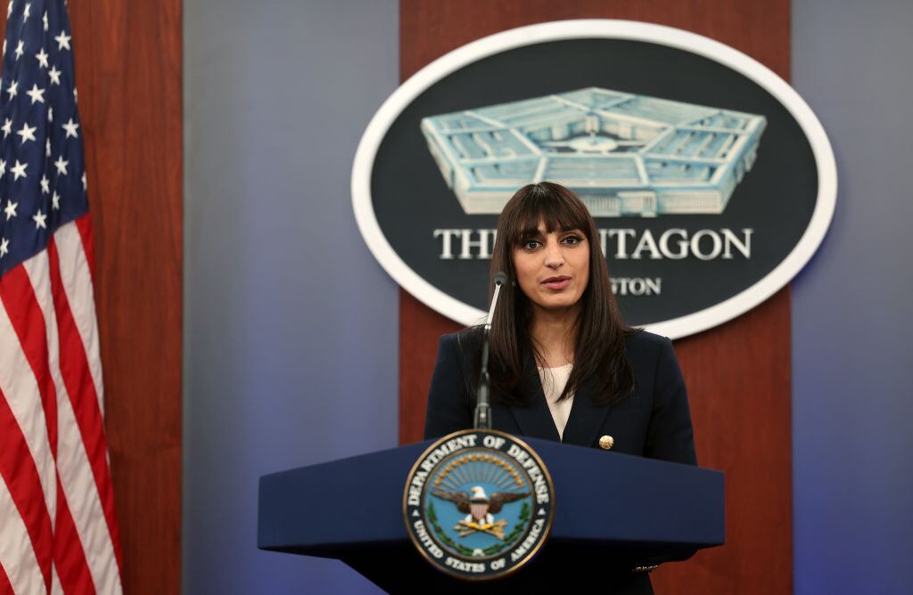 Viceportavoz del Departamento de Defensa estadounidense, Sabrina Singh. Foto: Getty Images.