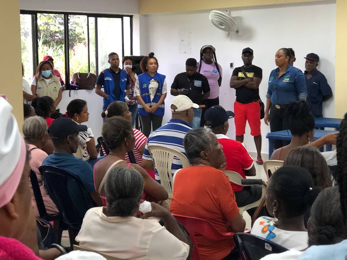 Algunos desplazados llegaron con lo que traían puesto: alcalde de Medio San Juan