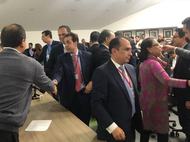 Sena adjudica millonario contrato a Movistar. Foto: La W