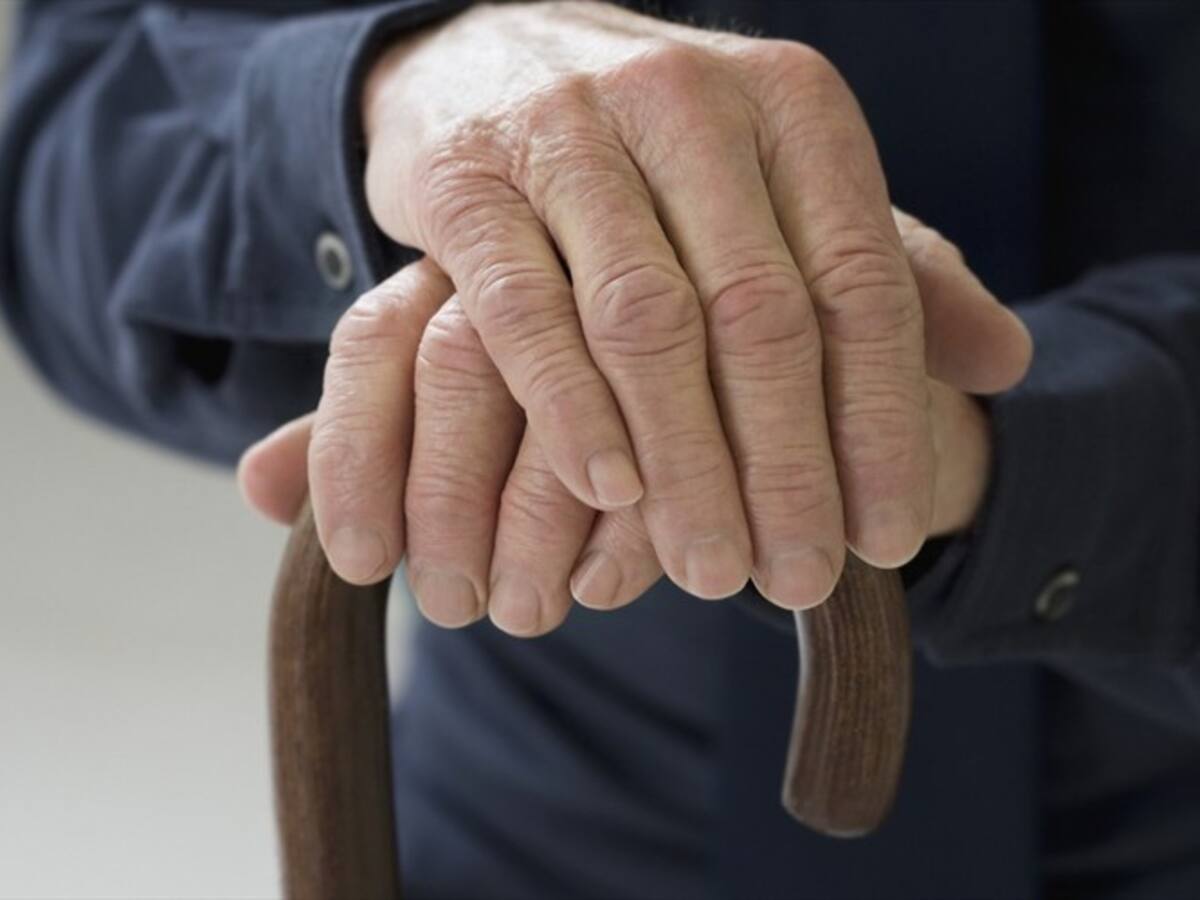 Estrés e irritabilidad de adultos mayores aumentaron un 30% durante confinamiento