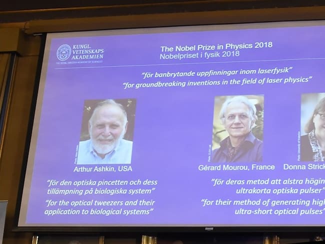 El relato del premio Nobel de Física, la luz con intenciones médicas