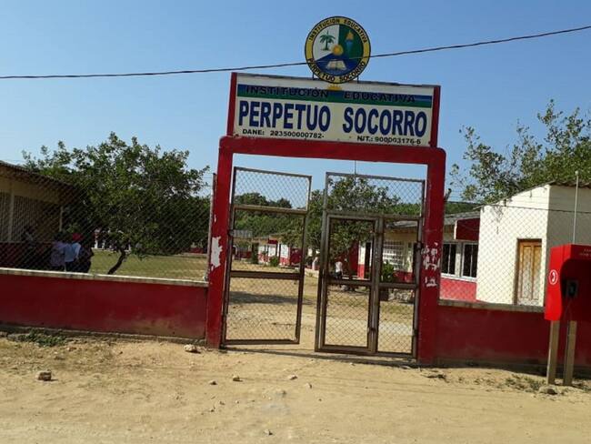 Más de 400 estudiantes están afectados por falta de agua en Moñitos. Foto: cortesía Perpetuo Socorro.