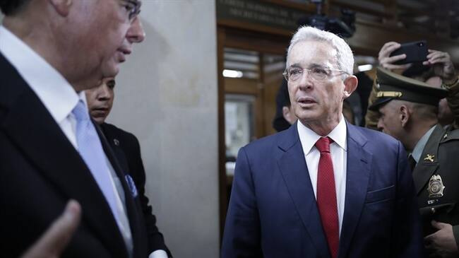 Álvaro Uribe, expresidente y senador, será interrogado este martes por la Corte Suprema de Justicia. Foto: Colprensa