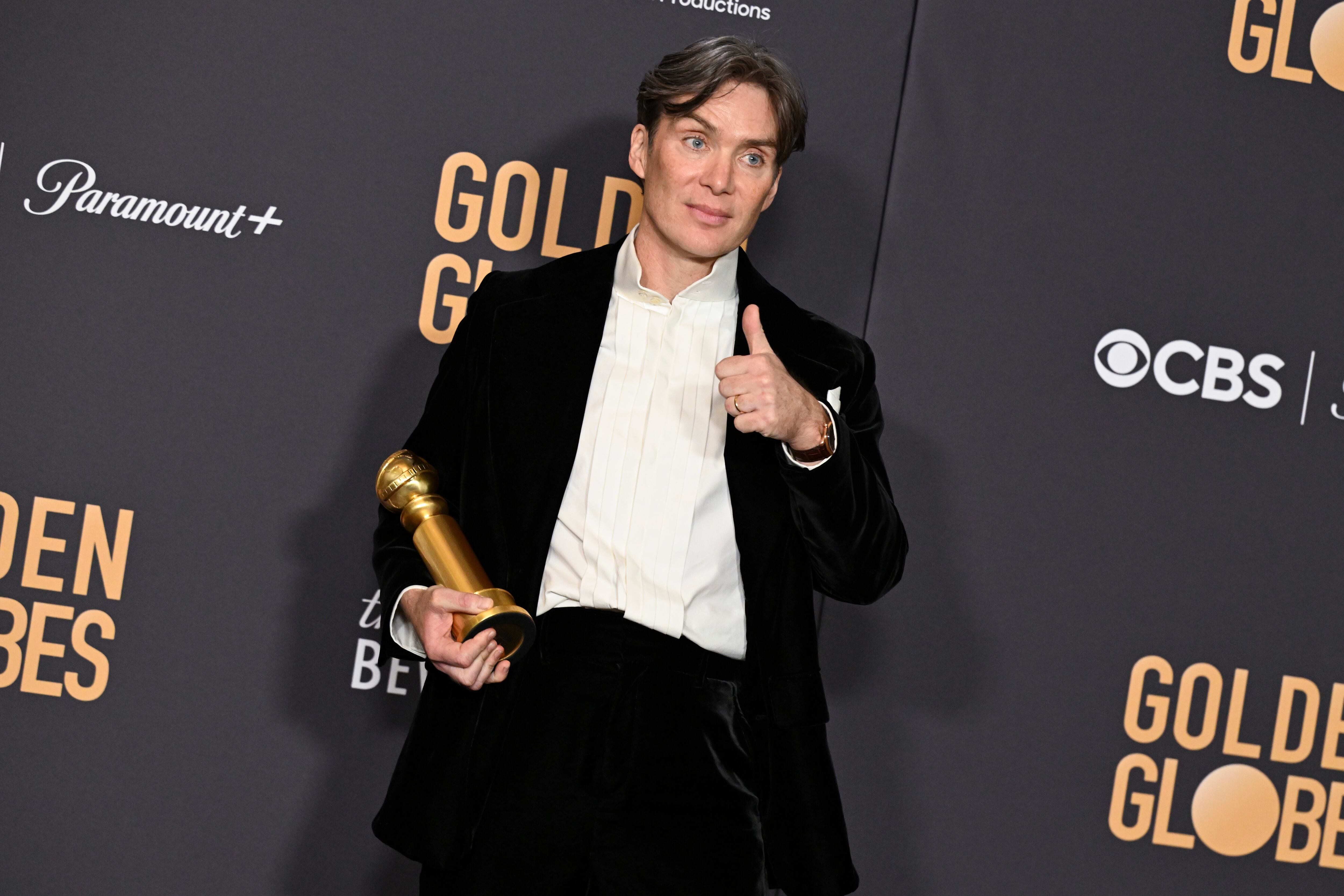 Cillian Murphy con el Globo de Oro 2024 | Foto: GettyImages
