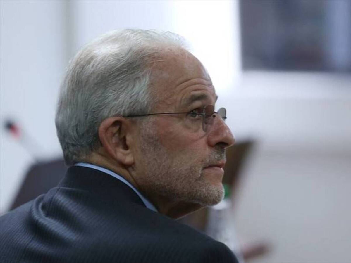 Acusan a Leo Eisenband por escándalo de la DNE