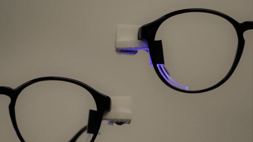 Las gafas que detectan el sonido. Foto: Bang Media