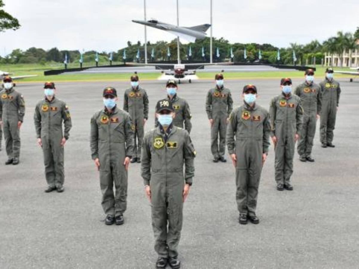 Los 4 programas académicos a los que puede inscribirse en la Escuela Militar de Aviación