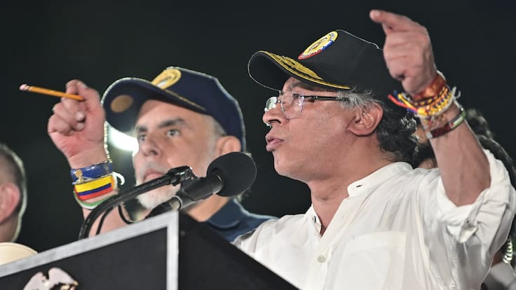 Tergiversación del presidente y su ministro: abogado explicó fallo judicial sobre consulta popular