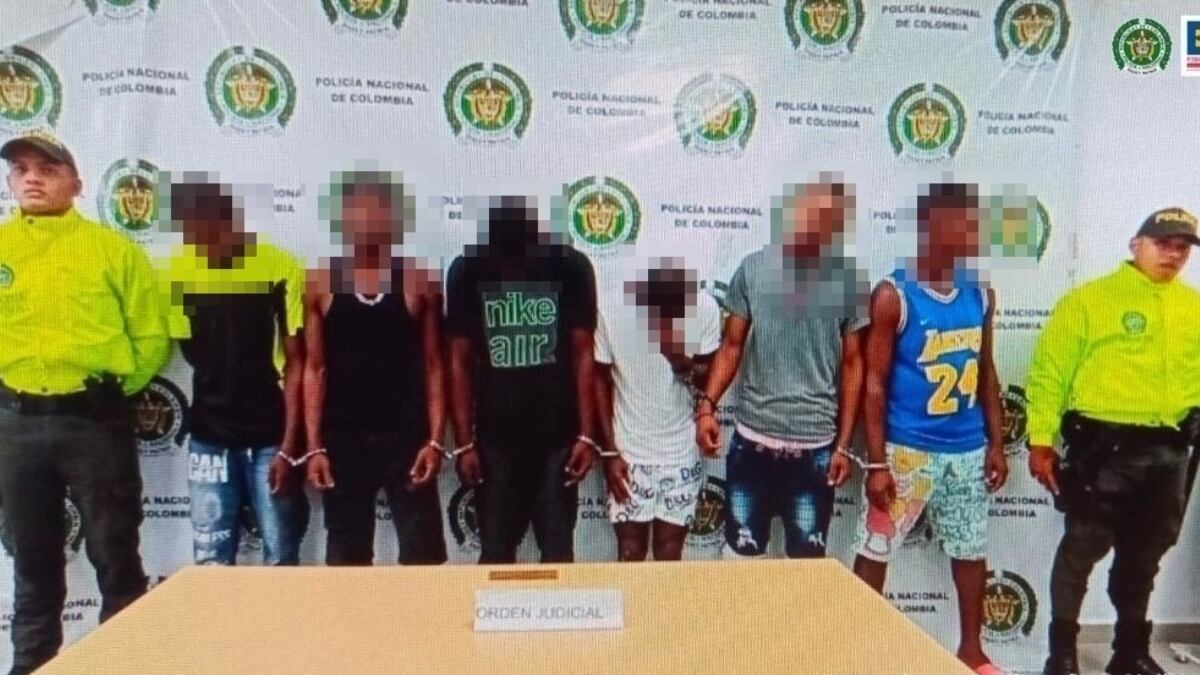 Captura de integrantes de la banda ‘Los Raros’ en Buenaventura. Foto: Fiscalía y Policía.
