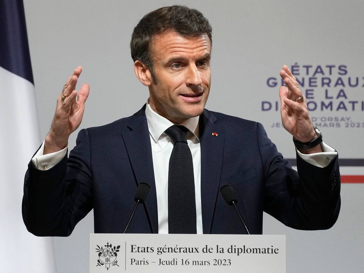 Emmanuel Macron aprueba reforma pensional sin voto de la Asamblea Nacional