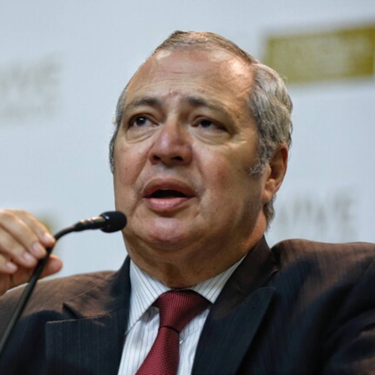 ¿Iván Name debe salir del Congreso por declaraciones de Sneyder Pinilla?