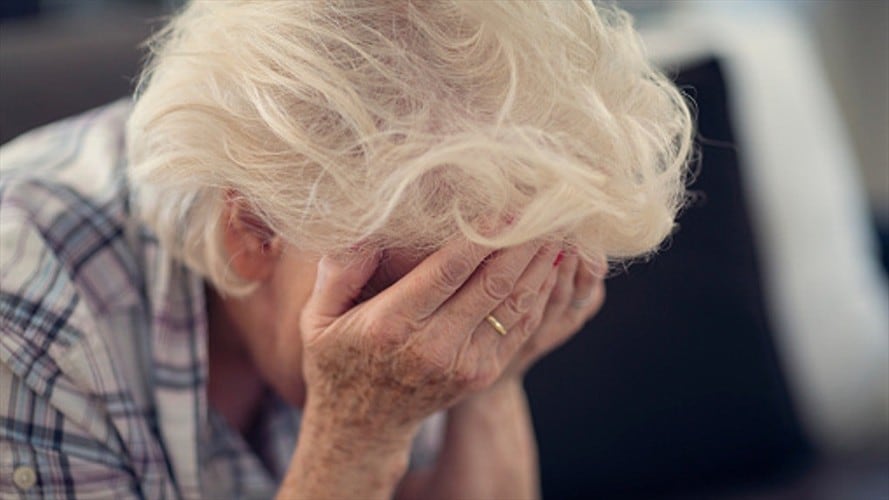 Según el nuevo trabajo, publicado en la revista Journal of Alzheimer's Disease, los factores psicológicos pueden aumentar la probabilidad de desarrollar demencia.. Foto: Getty Images
