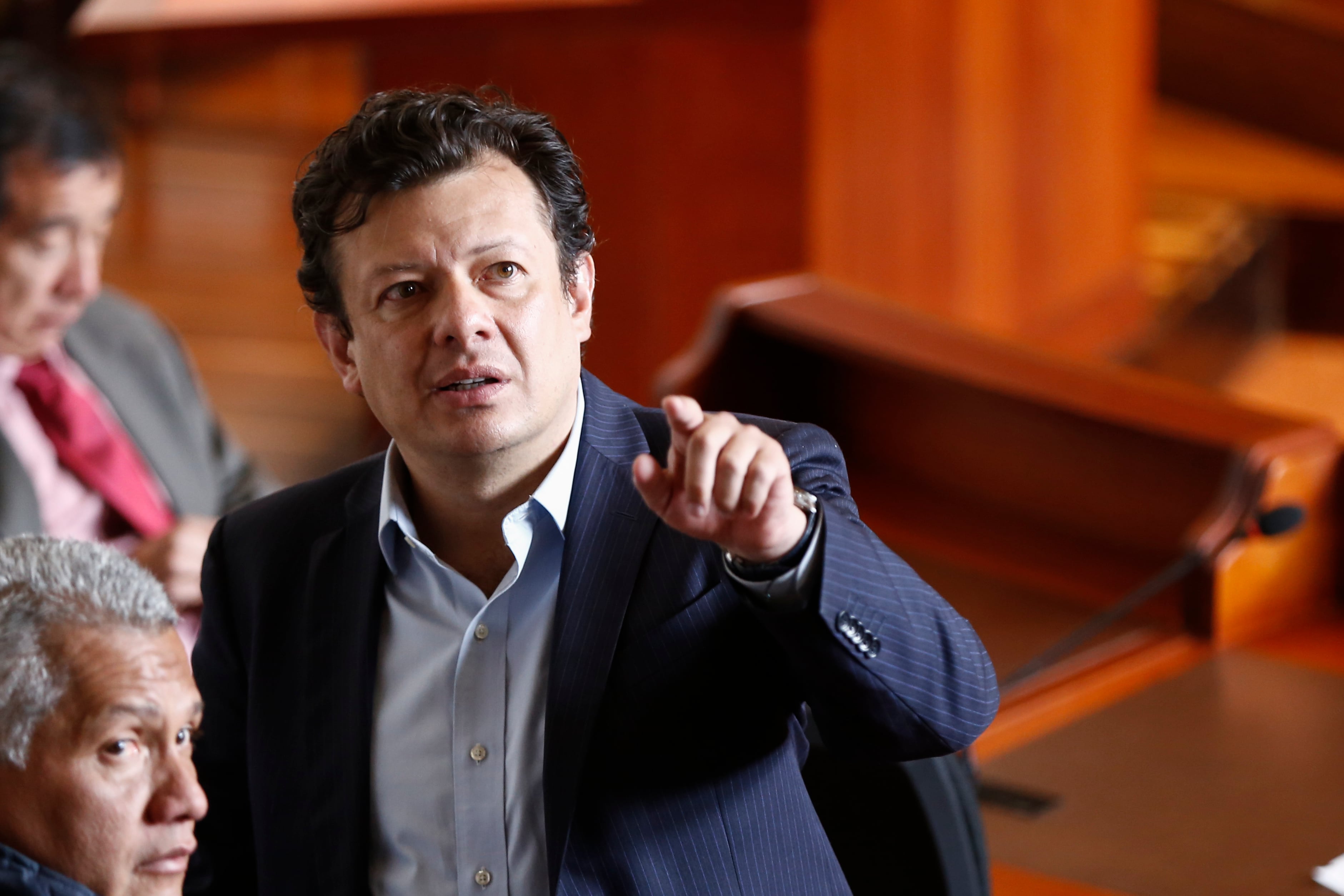 “Es un intento de censura”: Hollman Morris por carta de CRC que pide acceso a información de medios