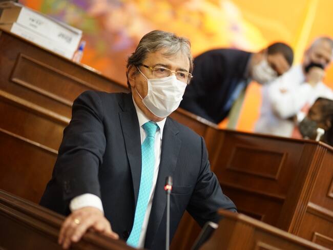 Reactivan el Twitter del fallecido Carlos Holmes Trujillo