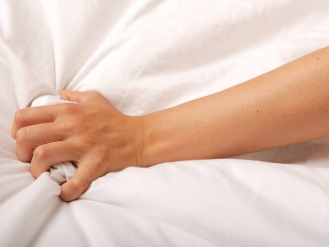 Esta es la forma correcta de realizar sexo oral: tips, mitos y más