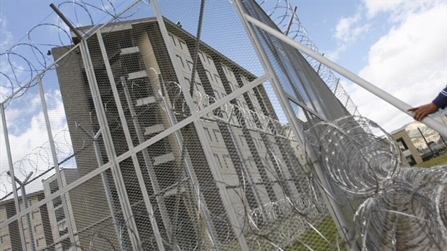 Se estableció que 14 guardianes y tres internos permanecen aislados.. Foto: Colprensa