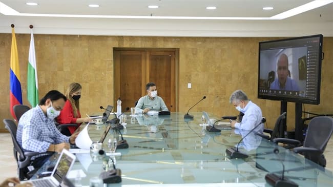 Reunión para emitir decreto de ley seca en Antioquia. Foto: Cortesía Gobernación de Antioquia