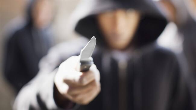 El último hecho delictivo de los adolescentes se cometió contra una menor de edad, quien a la vez fue herida con arma blanca por resistirse al atraco. Foto: Getty Images