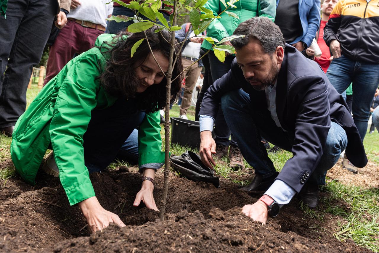 Alcalde Carlos Fernando Galán declaró bosque urbano en el occidente de Bogotá. Foto: Suministrada.