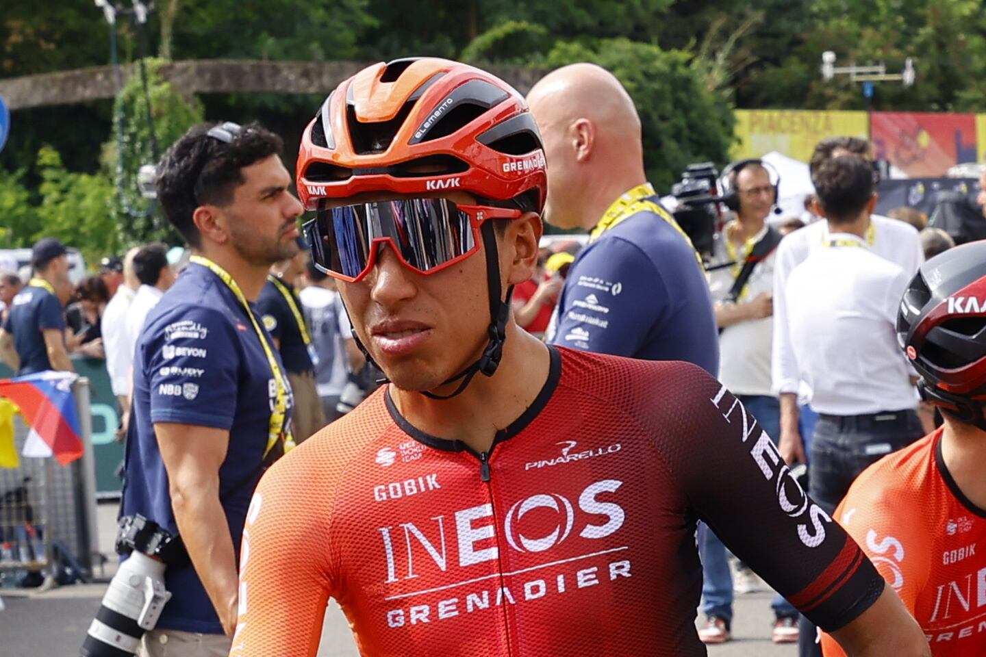 Piacenza (Italy), 01/07/2024.- Colombian rider Egan Bernal of INEOS Grenadiers looks on before the start of the third stage of the 2024 Tour de France cycling race over 230km from Piacenza to Turin, Italy, 01 July 2024. (Ciclismo, Francia, Italia) EFE/EPA/KIM LUDBROOK