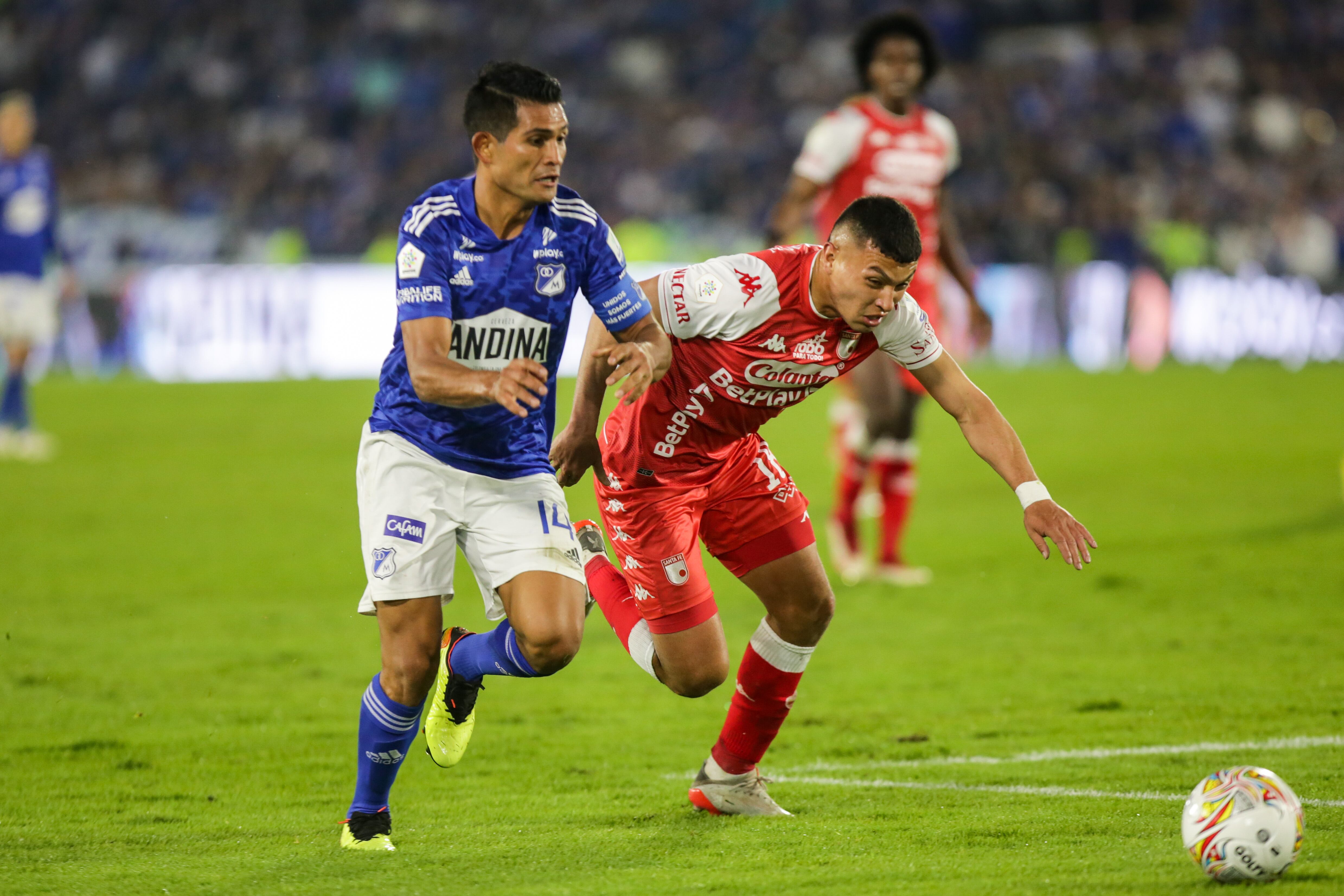 Millonarios y Santa Fe en El Campín. (Colprensa-Mariano Vimos)